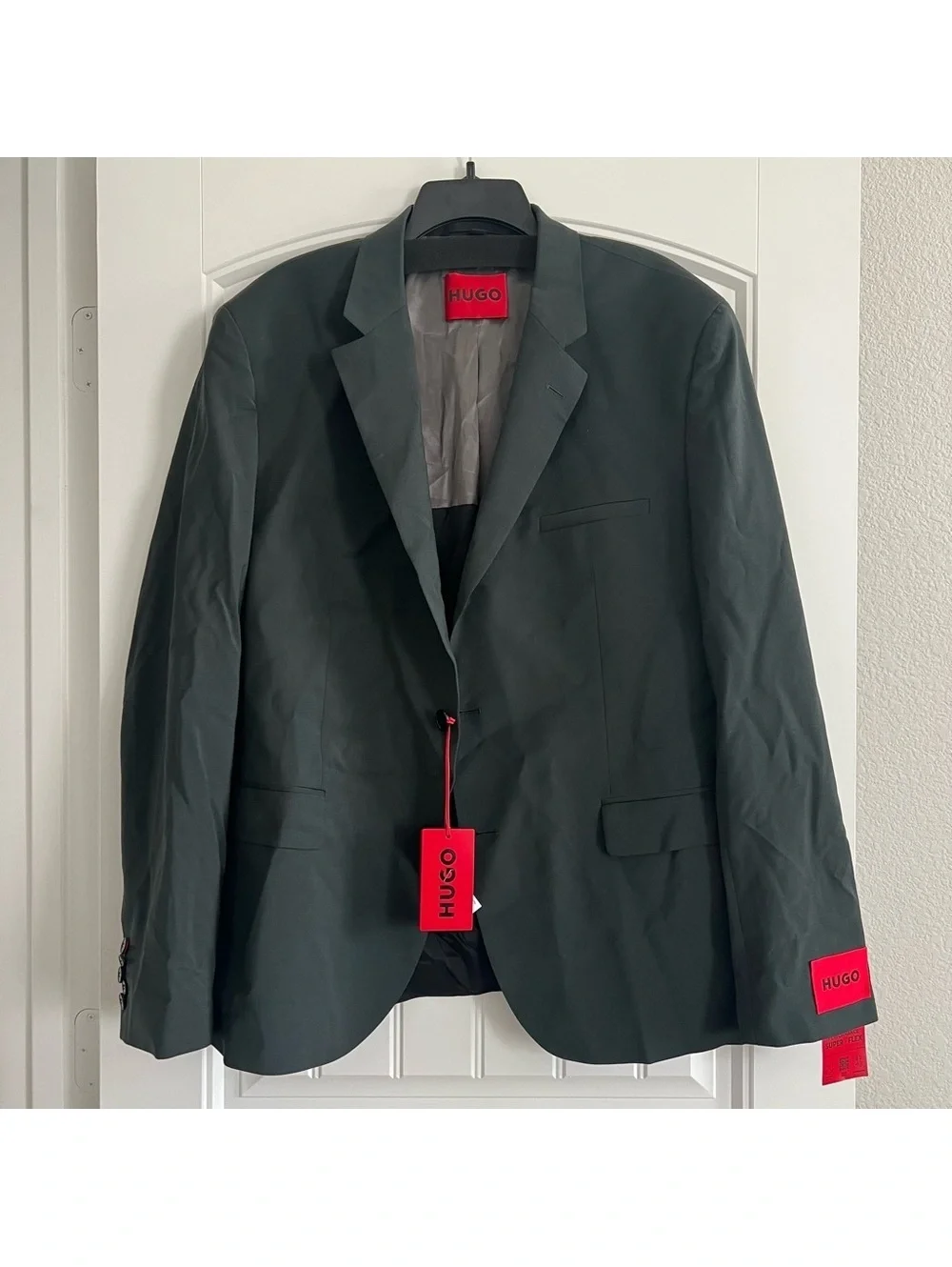 NWT Hugo by Hugo Boss Modern-Fit Super Flex Suit Jacket, Size 46R Retail $445